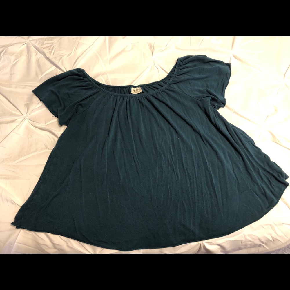 Off the shoulder